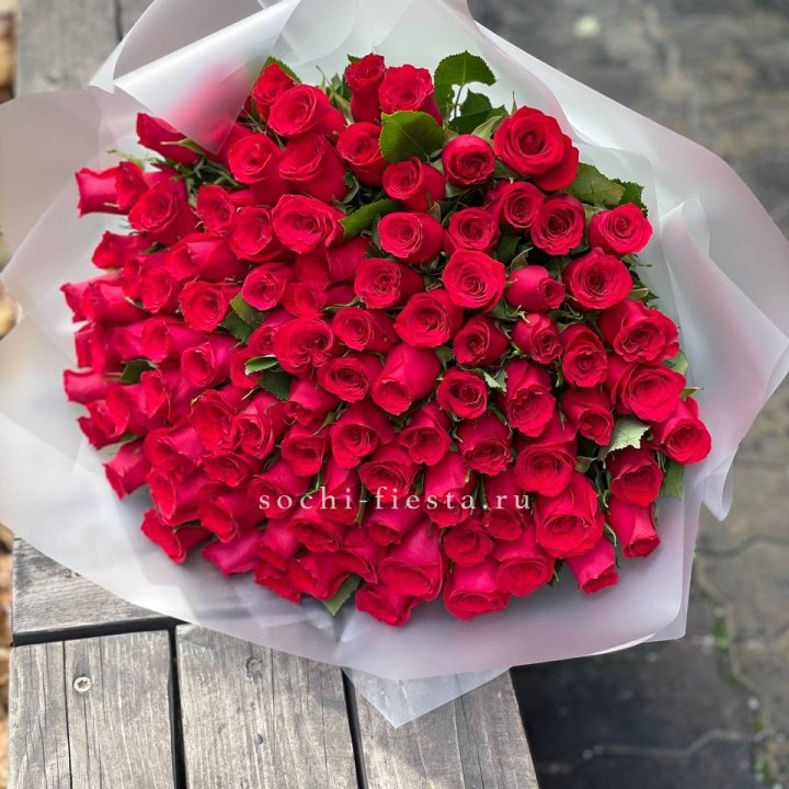 101 красная роза Лолита в Северодвинске