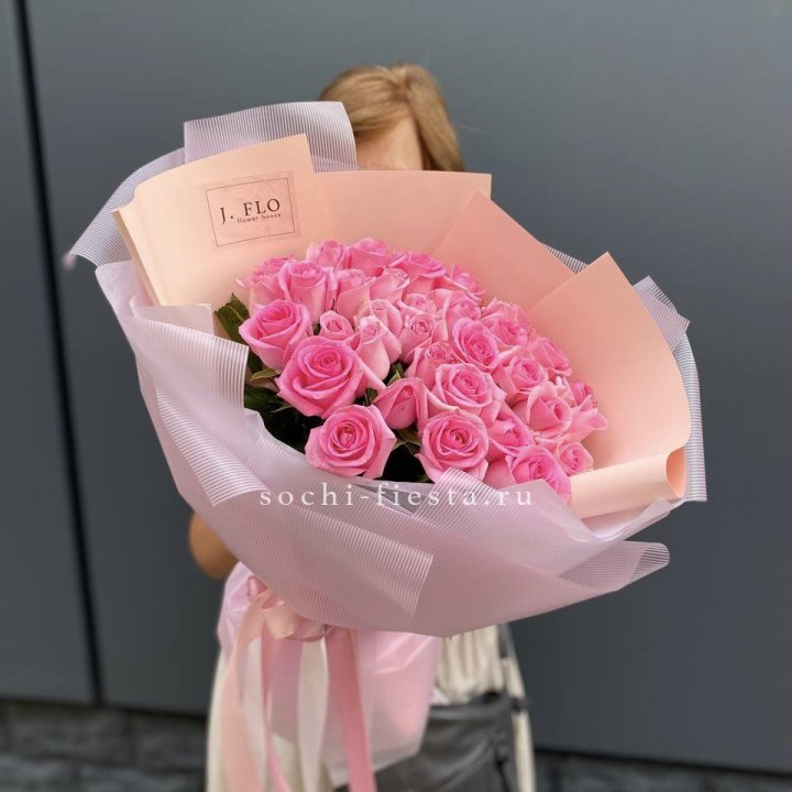 33 Розовые розы в Северодвинске
