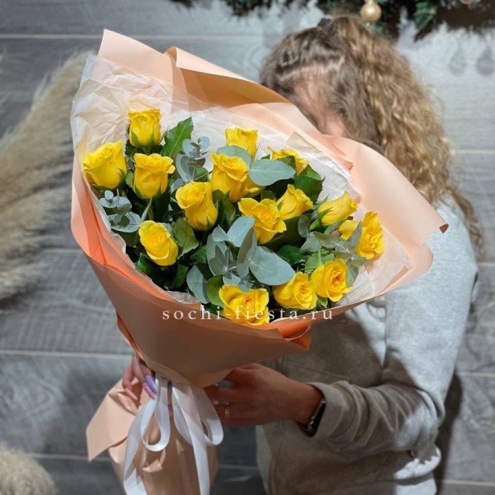15 желтых роз в Северодвинске
