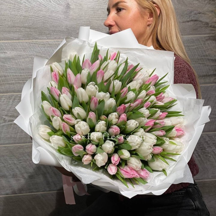 101 тюльпан нежный микс в Северодвинске