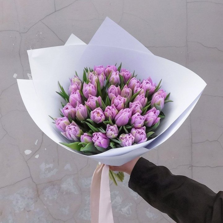35 сиреневых тюльпанов в Северодвинске