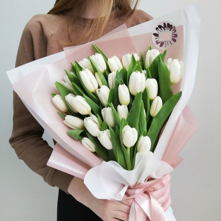 Букет белых тюльпанов "Моника" в Северодвинске