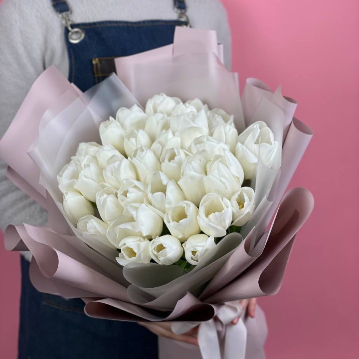 Букет белых тюльпанов "Пур-пур" в Северодвинске