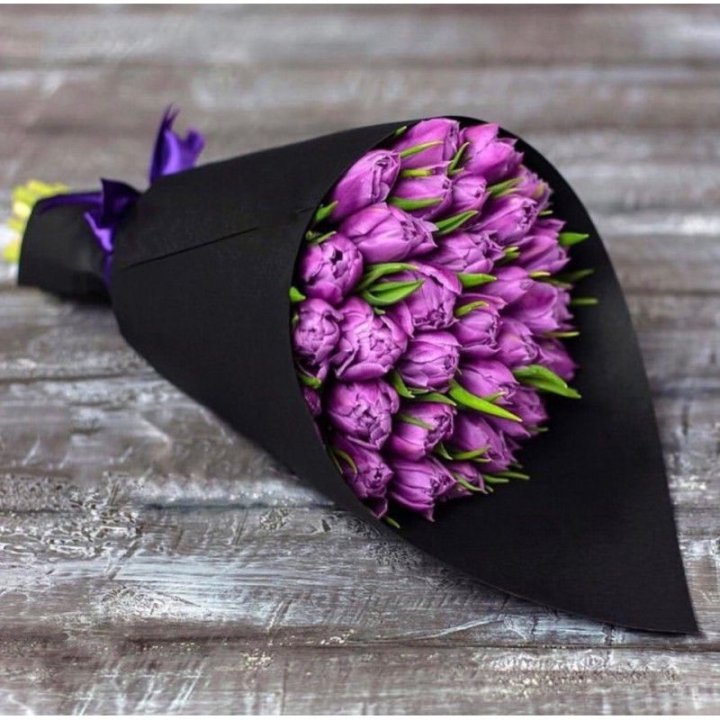 Пионовидные тюльпаны блэк в Северодвинске